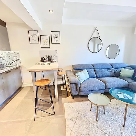 Daire 2 Bedroom Croisette Balcony & Sea View Olam