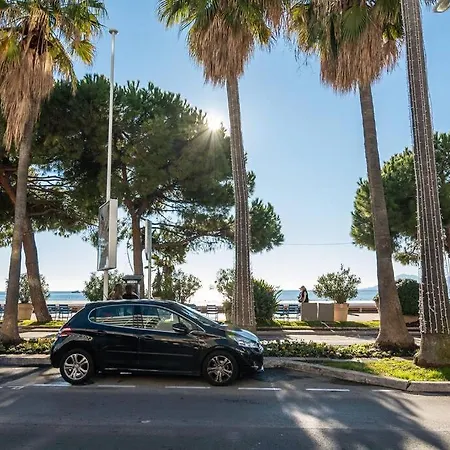 2 Bedroom Croisette Balcony & Sea View Olam