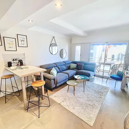 Διαμέρισμα 2 Bedroom Croisette Balcony & Sea View Olam *