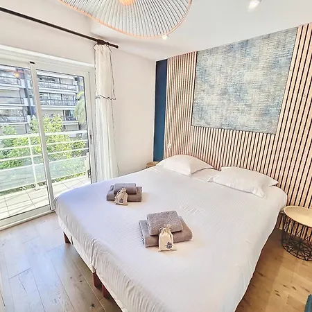 2 Bedroom Croisette Balcony & Sea View Olam Appartement Cannes