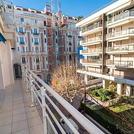 2 Bedroom Croisette Balcony & Sea View Olam * Cannes